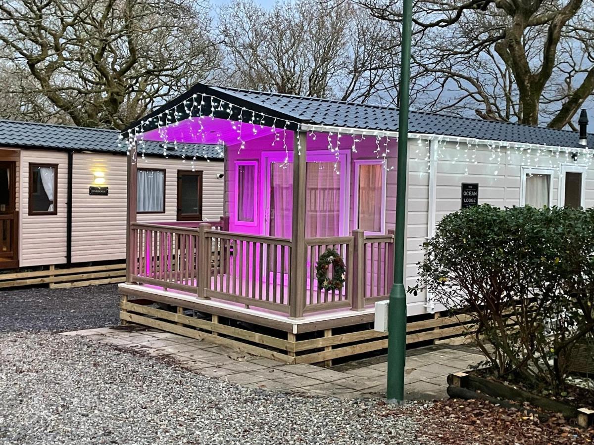 Snowdonia Holidays Caravan Hire - Aberdunant Park - 111 Silver Birch Портмадог Екстериор снимка