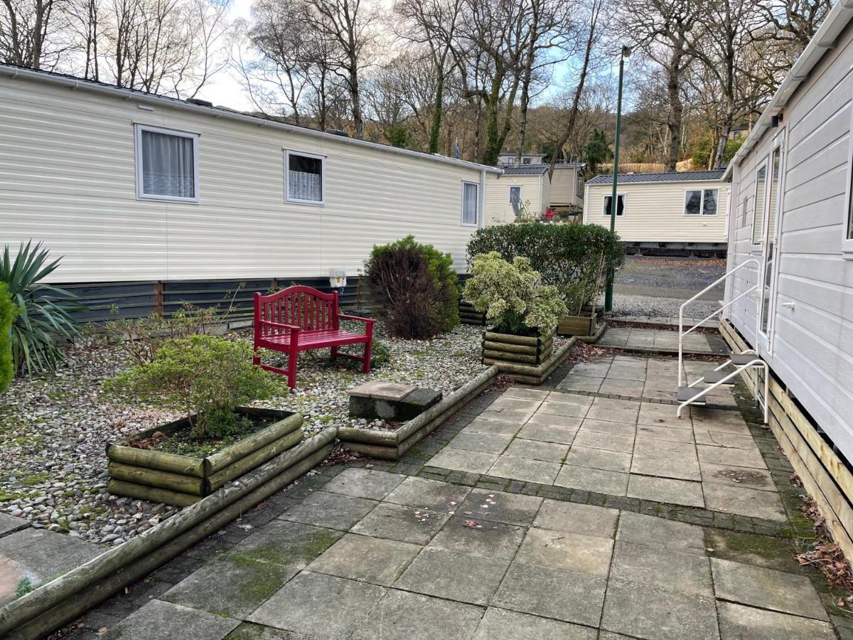 Snowdonia Holidays Caravan Hire - Aberdunant Park - 111 Silver Birch Портмадог Екстериор снимка