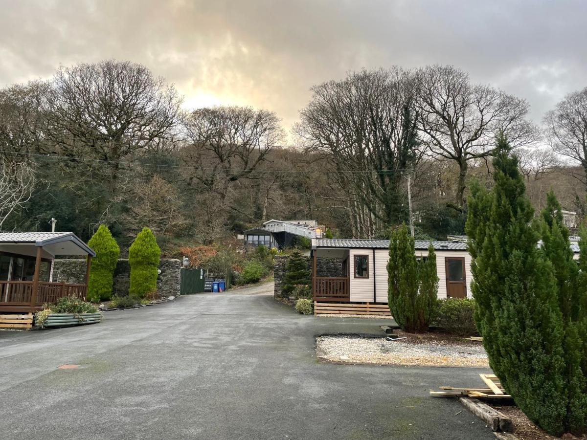 Snowdonia Holidays Caravan Hire - Aberdunant Park - 111 Silver Birch Портмадог Екстериор снимка