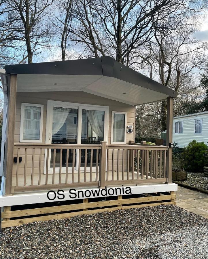 Snowdonia Holidays Caravan Hire - Aberdunant Park - 111 Silver Birch Портмадог Екстериор снимка